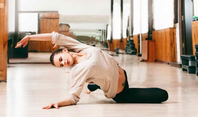 https://eftskillsindia.com/wp-content/uploads/2019/04/inner_image_dance_03-640x379.jpg