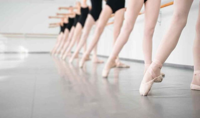 https://eftskillsindia.com/wp-content/uploads/2019/04/inner_image_dance_04-640x379.jpg